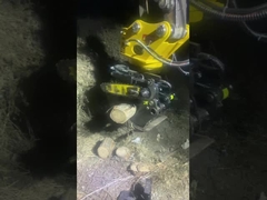 Обнимать деревянный захватчик